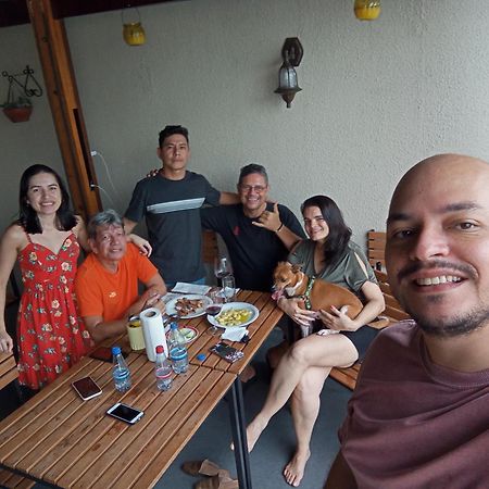 Angatu Hostel Service ماناوس المظهر الخارجي الصورة
