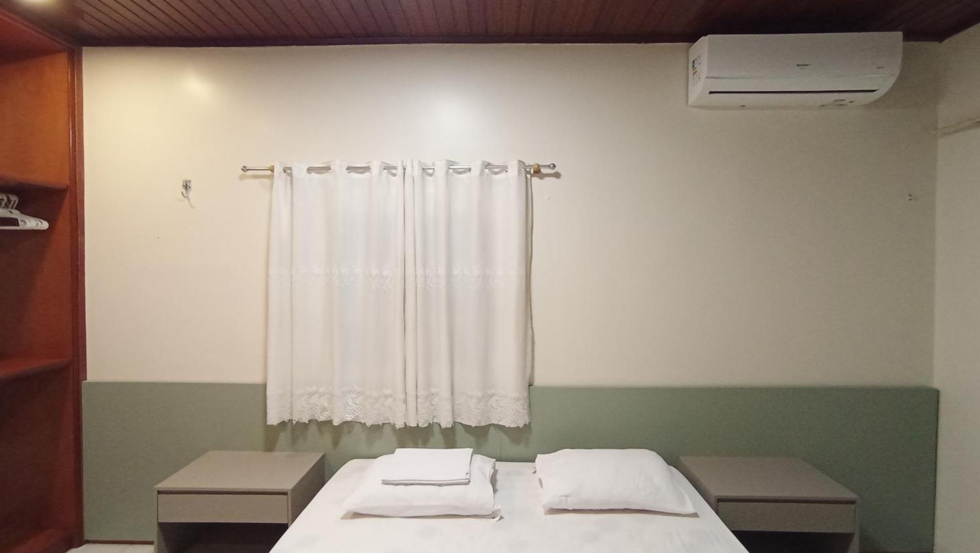 Angatu Hostel Service ماناوس المظهر الخارجي الصورة