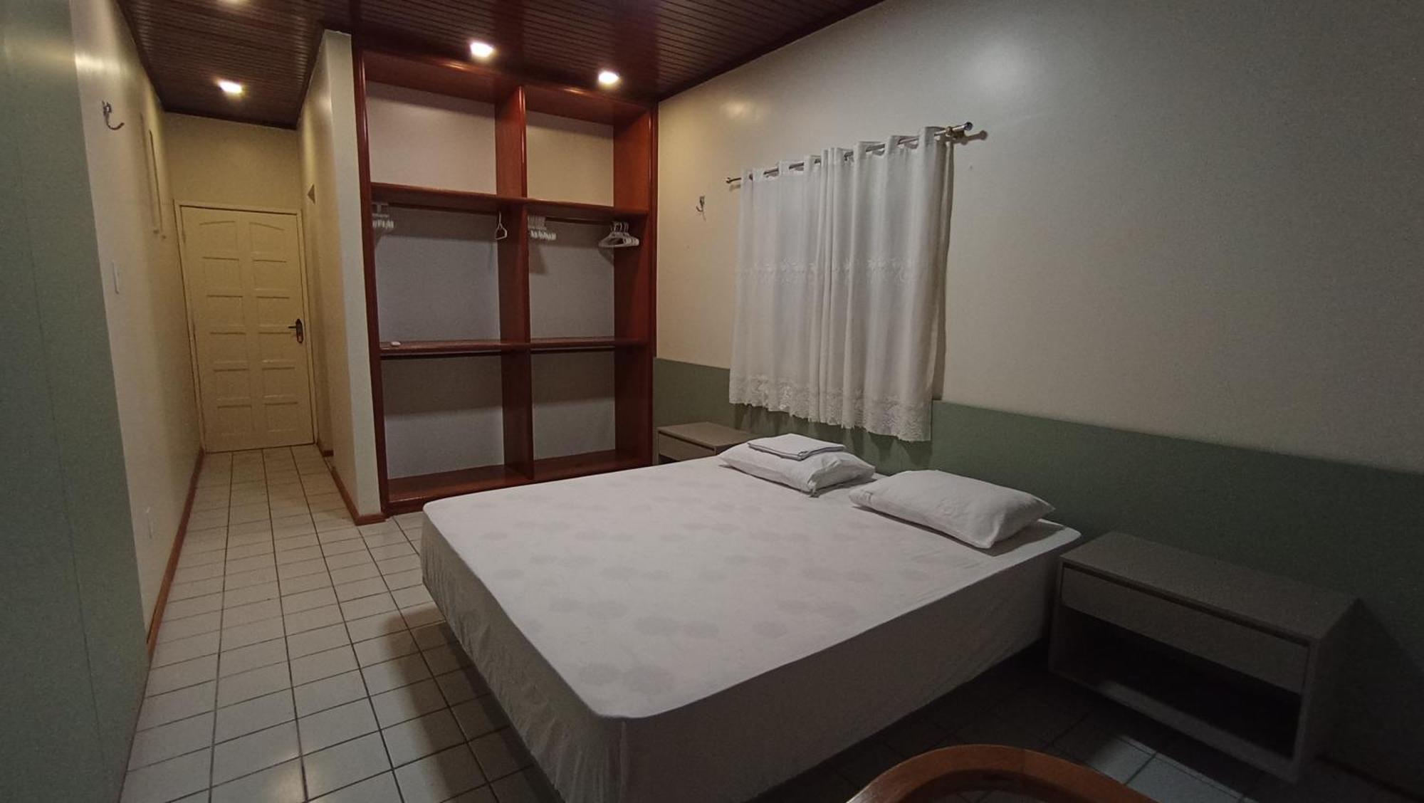 Angatu Hostel Service ماناوس المظهر الخارجي الصورة