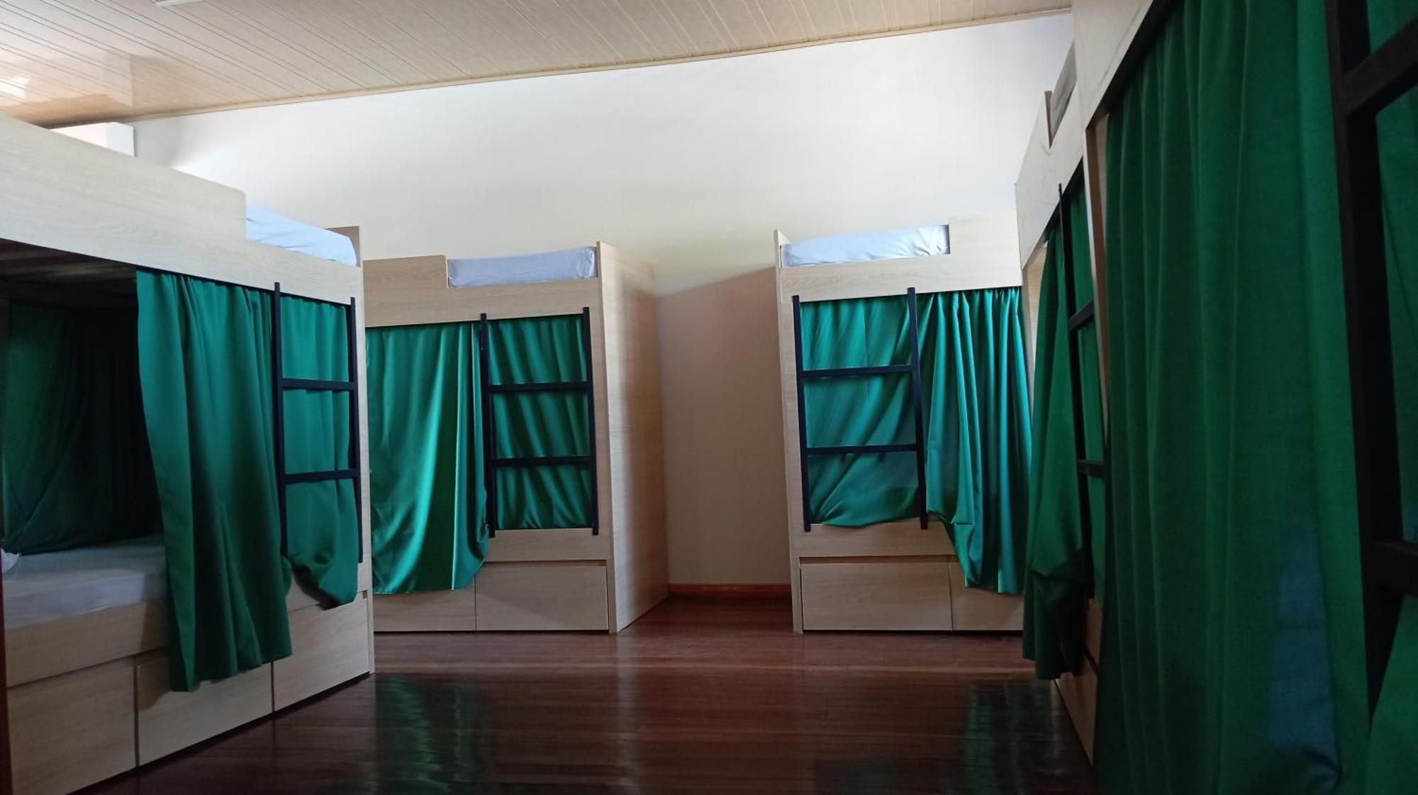 Angatu Hostel Service ماناوس المظهر الخارجي الصورة