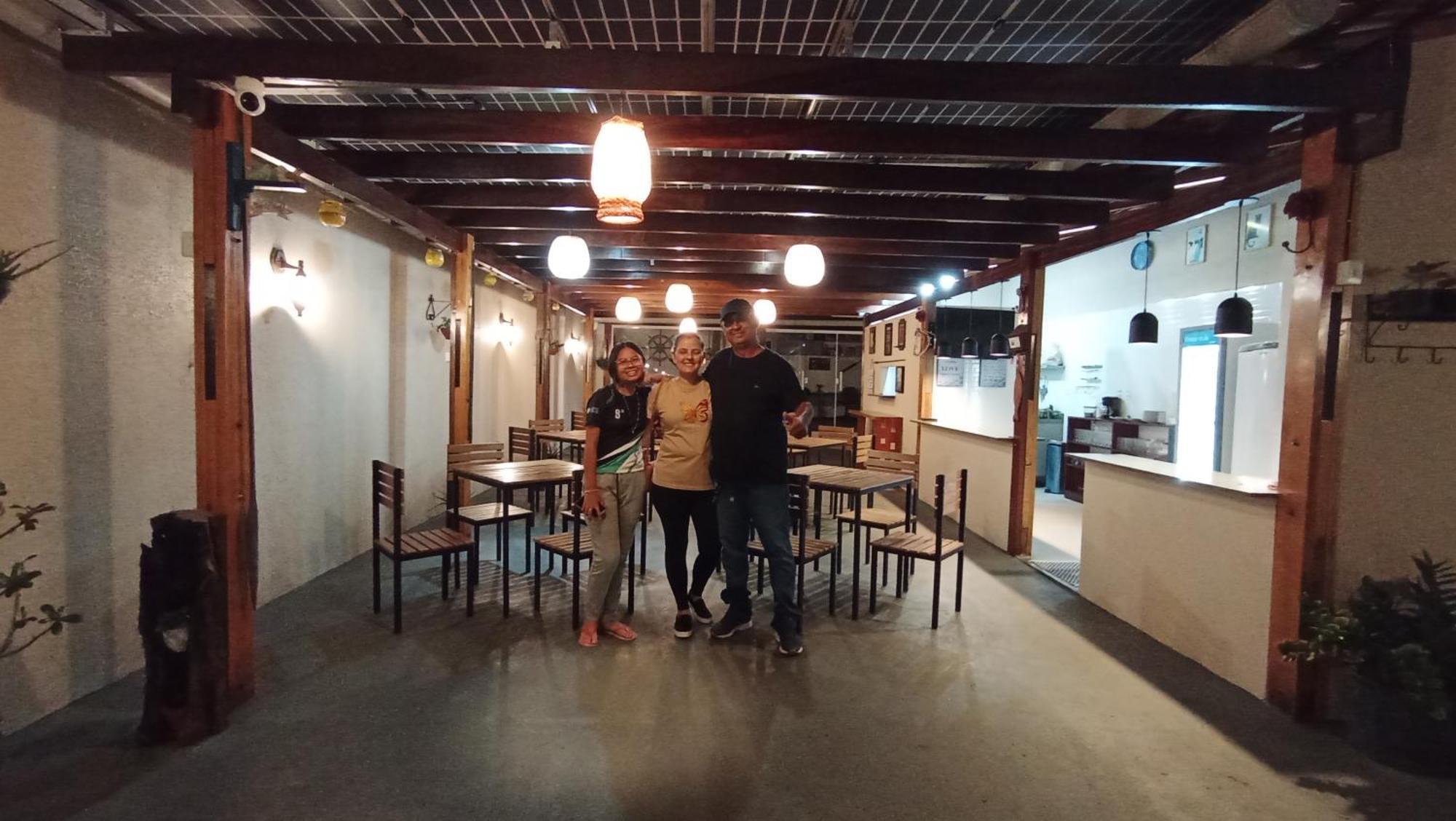 Angatu Hostel Service ماناوس المظهر الخارجي الصورة