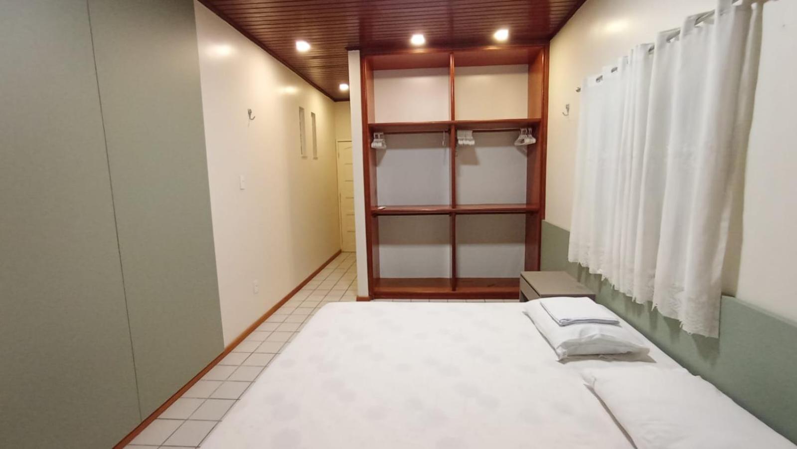 Angatu Hostel Service ماناوس المظهر الخارجي الصورة