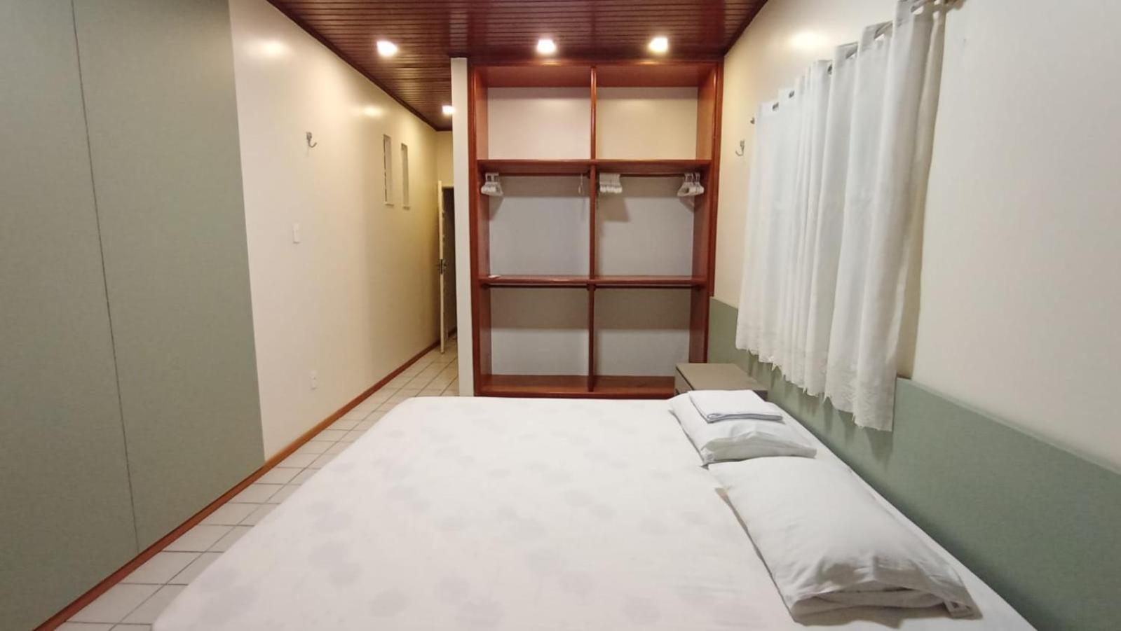 Angatu Hostel Service ماناوس المظهر الخارجي الصورة