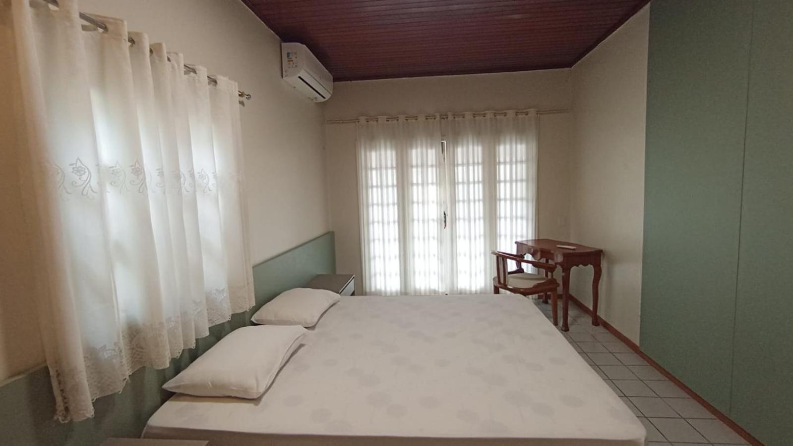 Angatu Hostel Service ماناوس المظهر الخارجي الصورة
