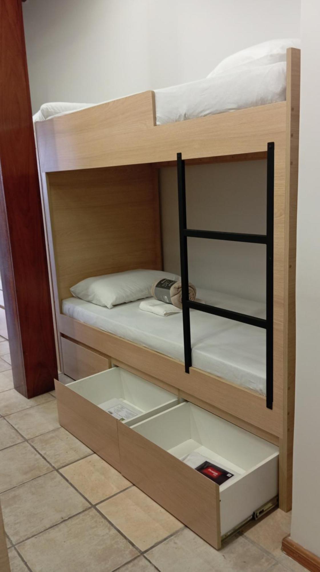 Angatu Hostel Service ماناوس المظهر الخارجي الصورة
